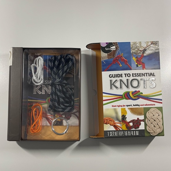 NEW! Guide to Essential Knots Instruction Book & Kit - Picture 3 of 8